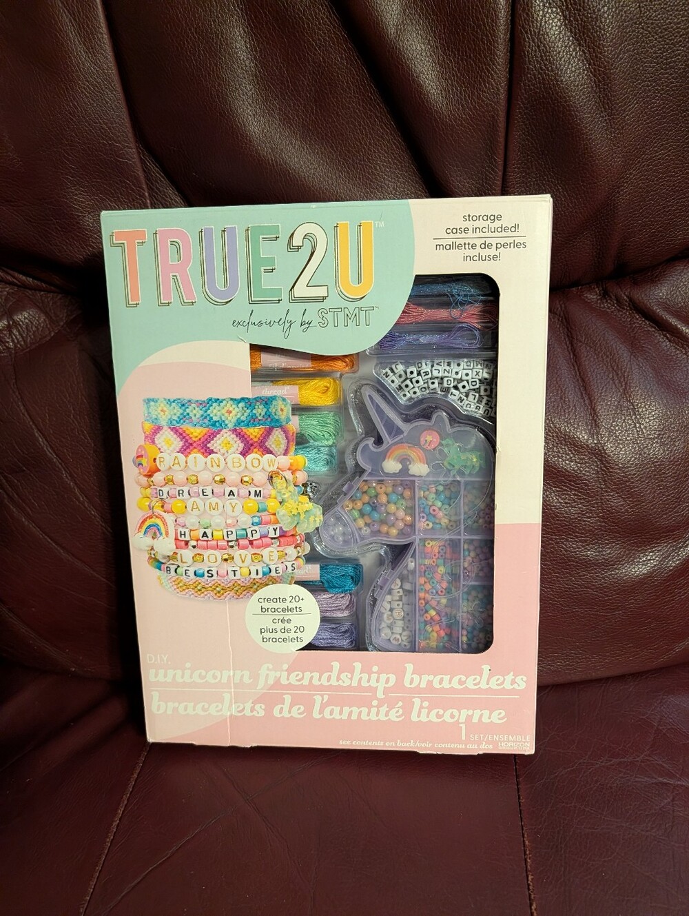 NEW True 2 U, Unicorn 🦄 Friendship Bracelet Set, Makes 20 Bracelets